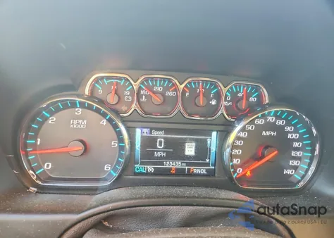 2020 Chevrolet Suburban C1500 Premier z USA, uszkodzony, nr VIN 1GNSCJKC2LR196026